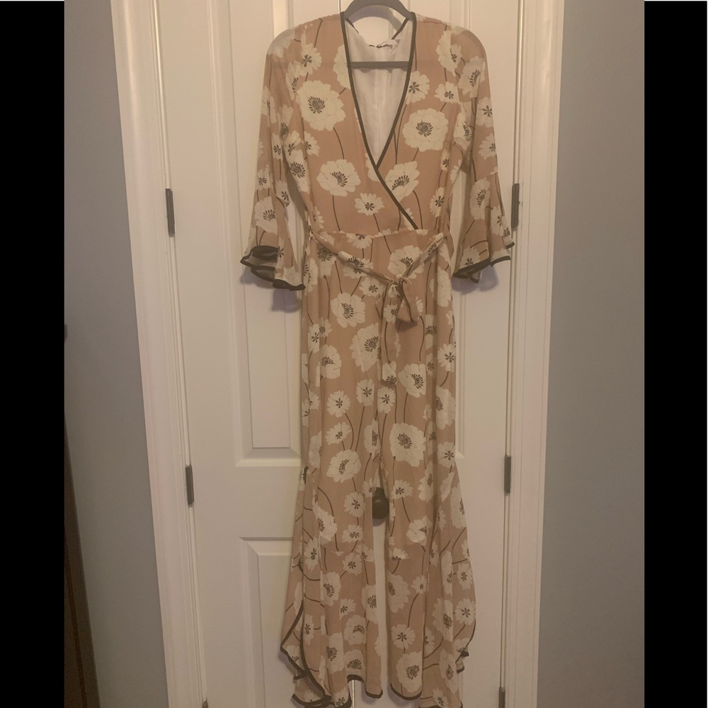 LUCCA - Floral Bell Sleeve Jumpsuit- NWT - Sz M